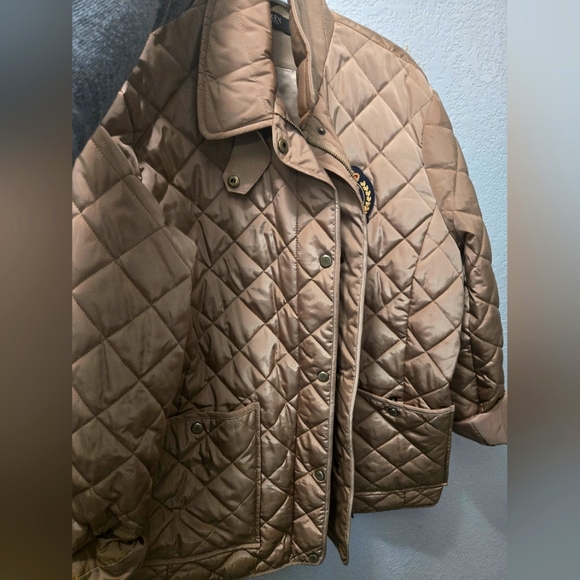 Ralph Lauren Women's Quilted Jacket - Picture 12 of 13